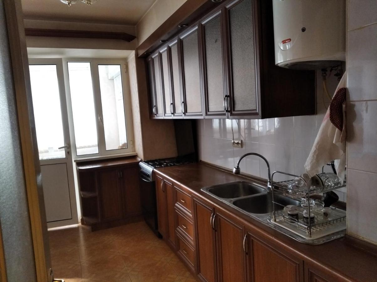 3 Room Apartment In Small Center Of Erywań Zewnętrze zdjęcie