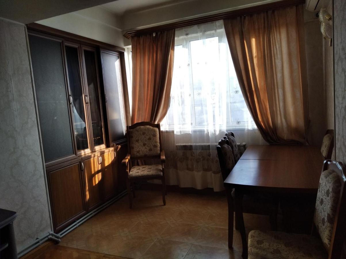 3 Room Apartment In Small Center Of Erywań Zewnętrze zdjęcie